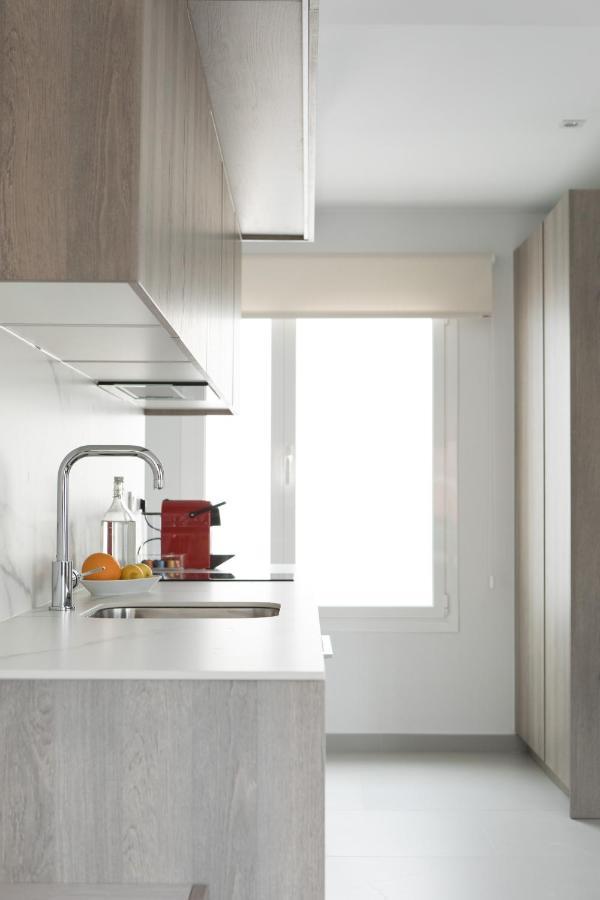 Apartamentos Las Torres Madrid Dış mekan fotoğraf