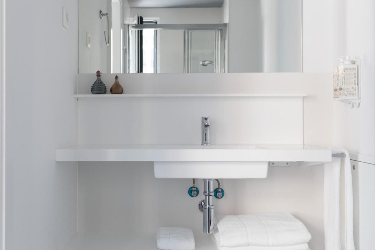 Apartamentos Las Torres Madrid Dış mekan fotoğraf