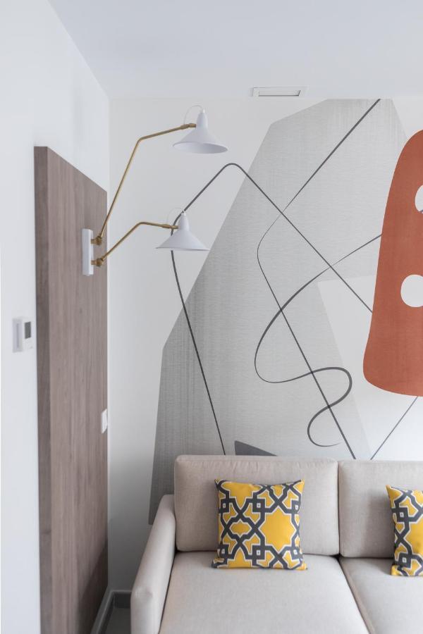Apartamentos Las Torres Madrid Dış mekan fotoğraf
