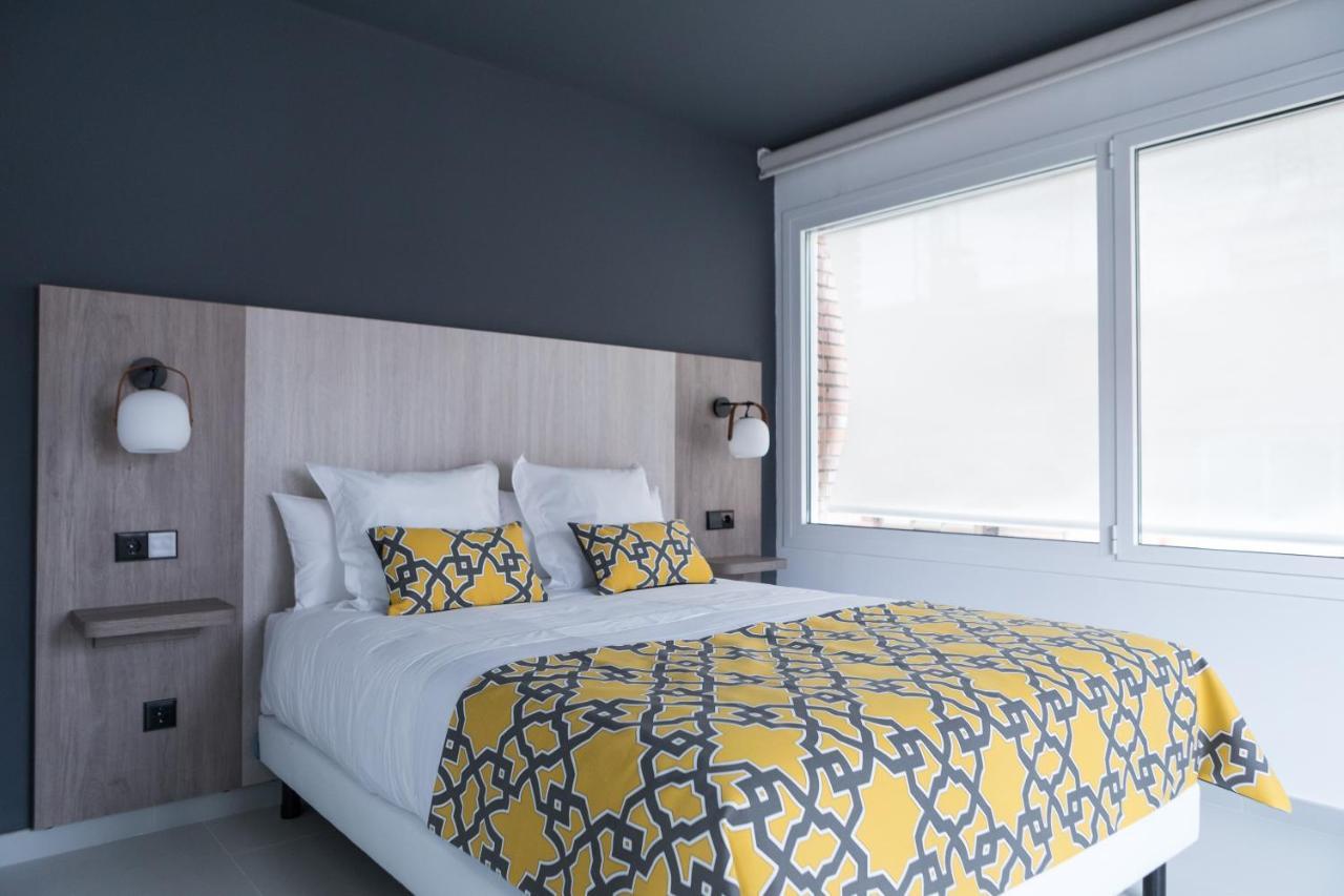 Apartamentos Las Torres Madrid Dış mekan fotoğraf
