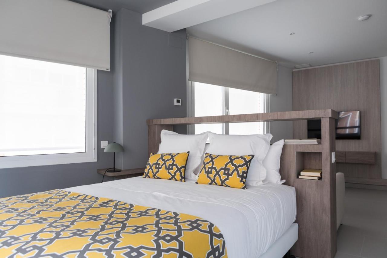 Apartamentos Las Torres Madrid Dış mekan fotoğraf