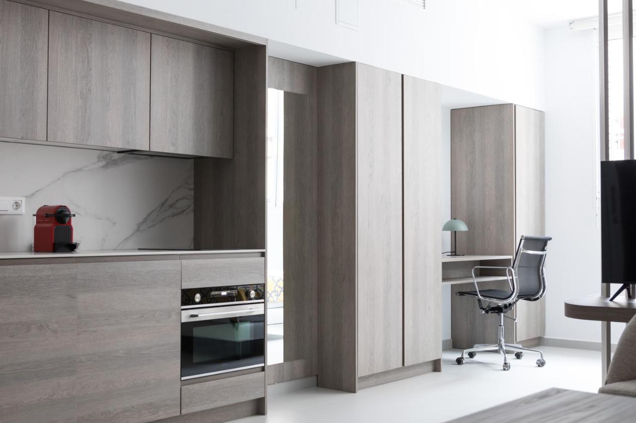 Apartamentos Las Torres Madrid Dış mekan fotoğraf