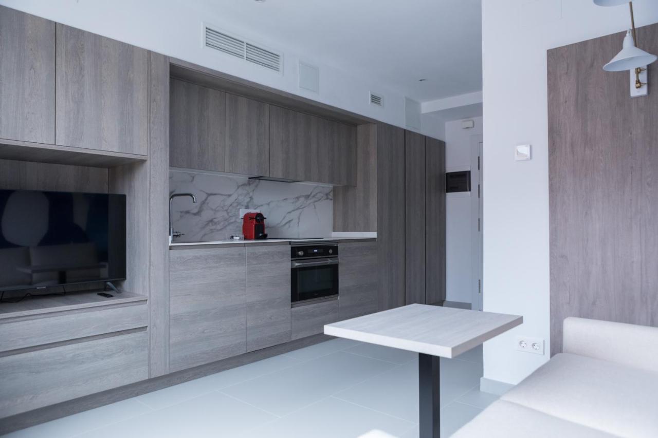 Apartamentos Las Torres Madrid Dış mekan fotoğraf