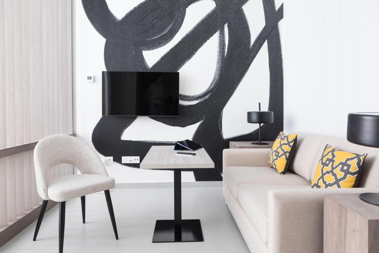 Apartamentos Las Torres Madrid Dış mekan fotoğraf
