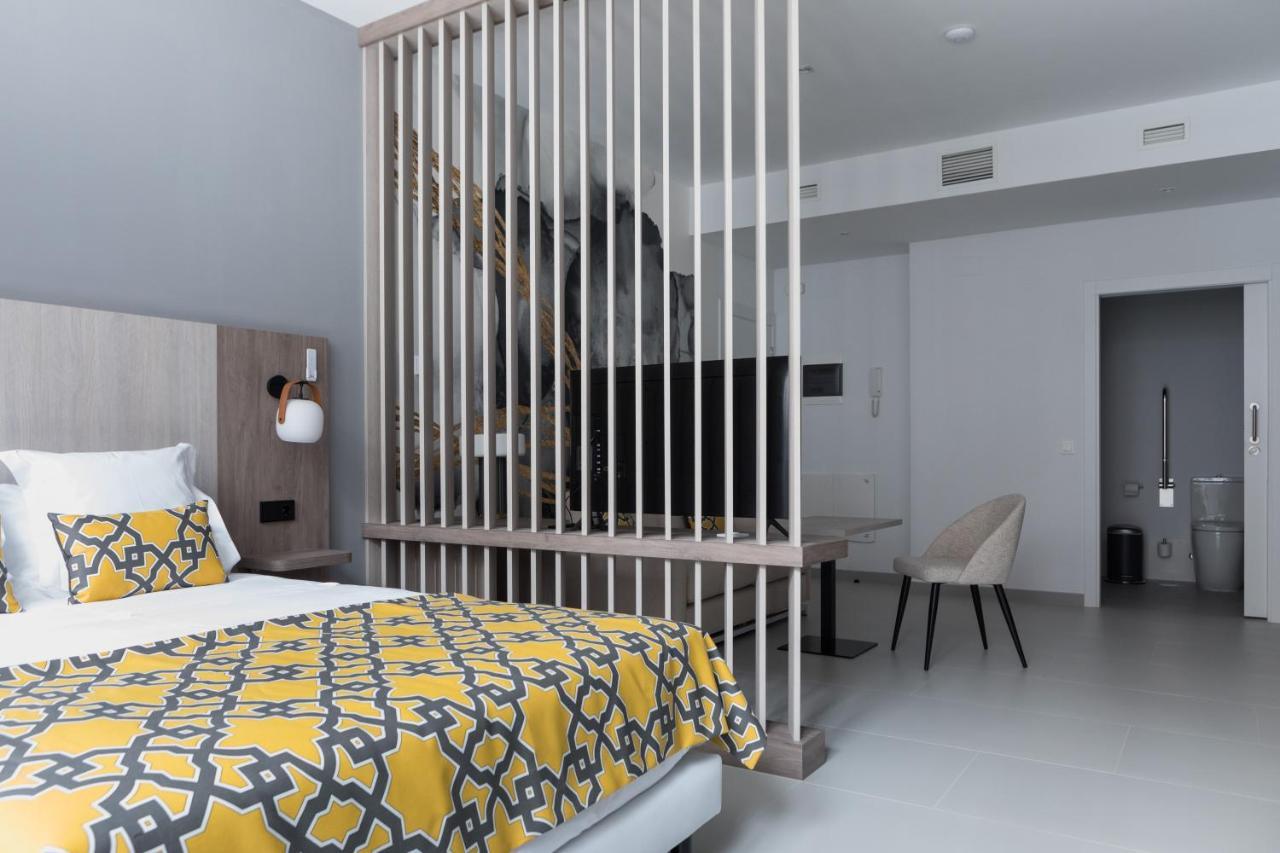 Apartamentos Las Torres Madrid Dış mekan fotoğraf