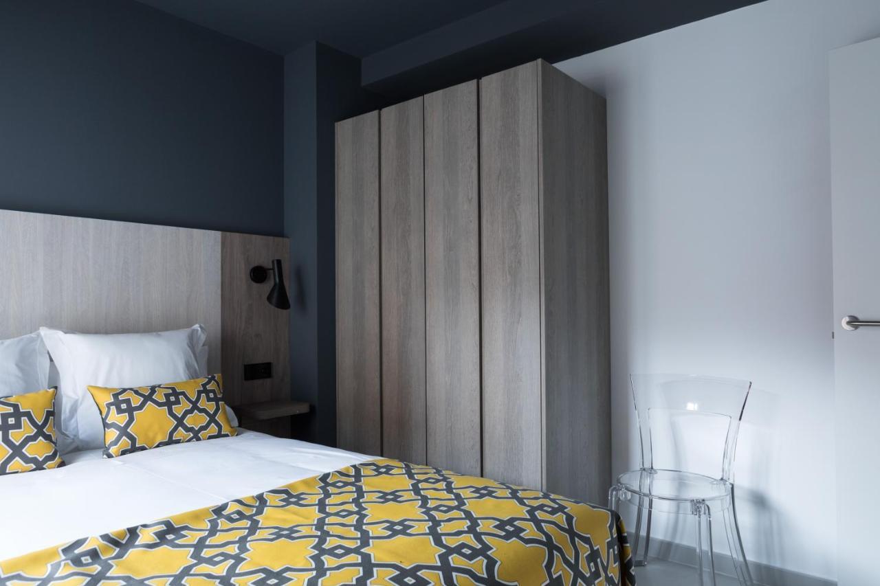 Apartamentos Las Torres Madrid Dış mekan fotoğraf