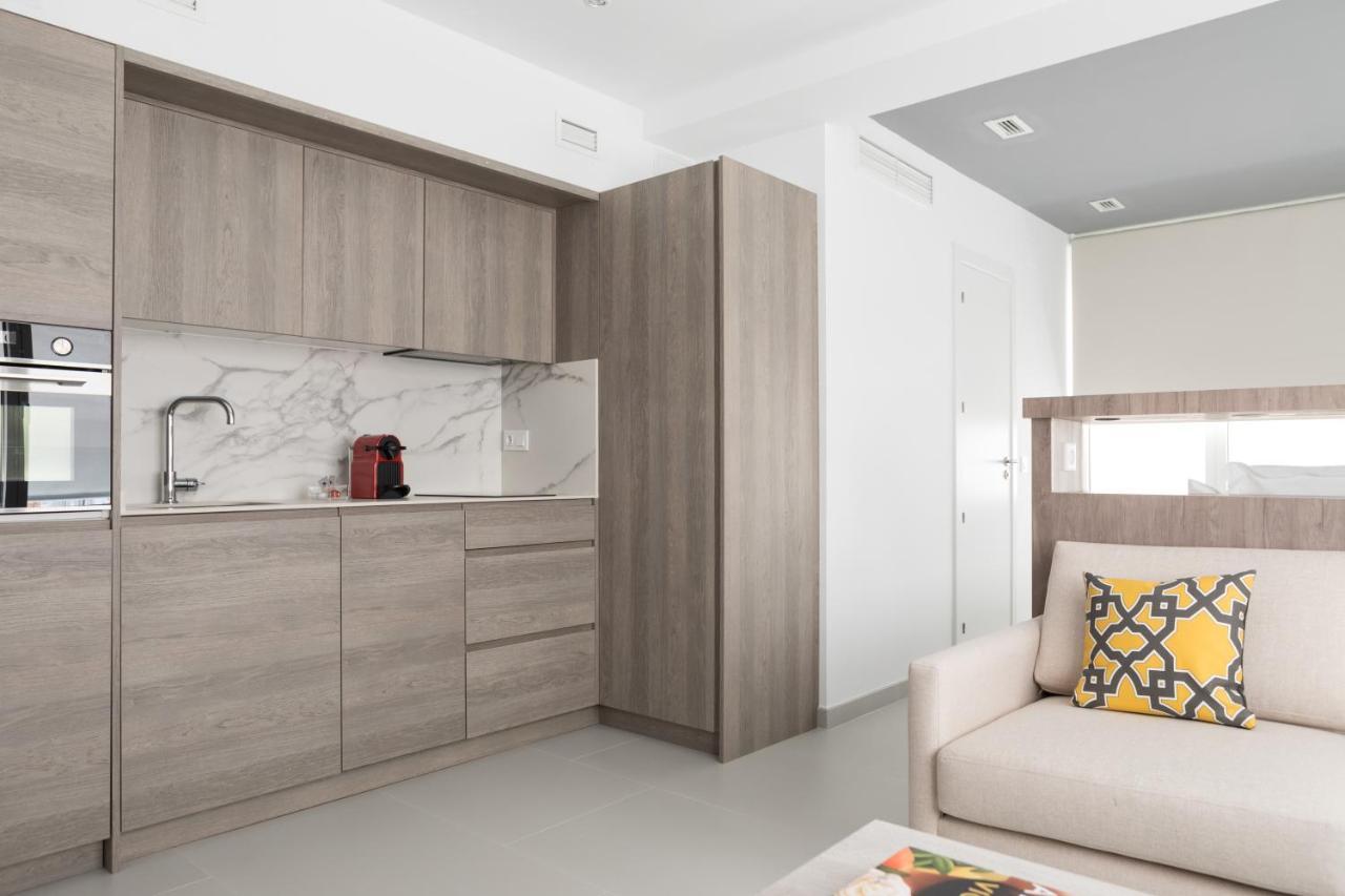 Apartamentos Las Torres Madrid Dış mekan fotoğraf